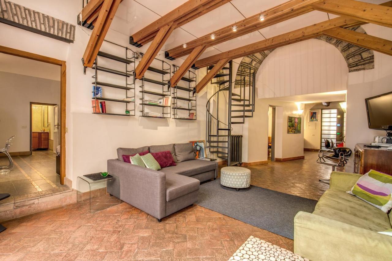 Ferienwohnung Trastevere Hyperloft & Garden Rom Exterior foto